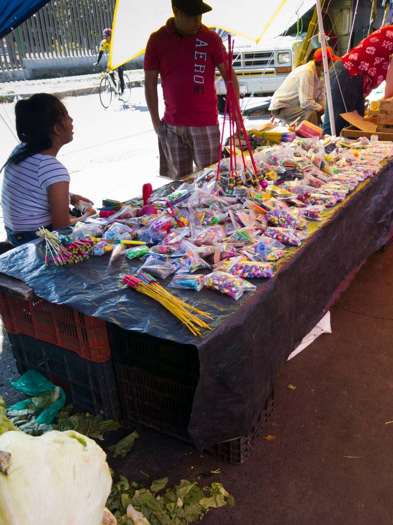 Incrementa la venta clandestina de pirotecnia durante Fiestas Decembrinas -  El Sol de Toluca